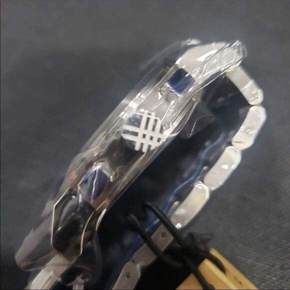 NIB Blue Burberry Watch - Picture 12 of 15